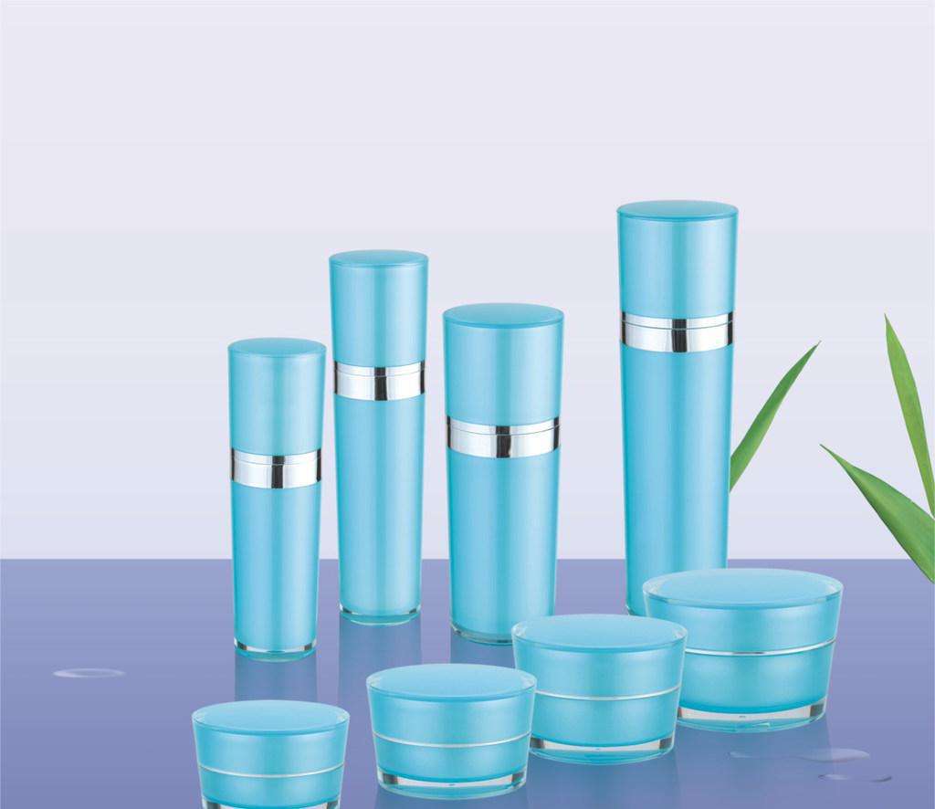 論現(xiàn)代化妝品包裝設計的風格 論現(xiàn)代化妝品包裝設計的風格