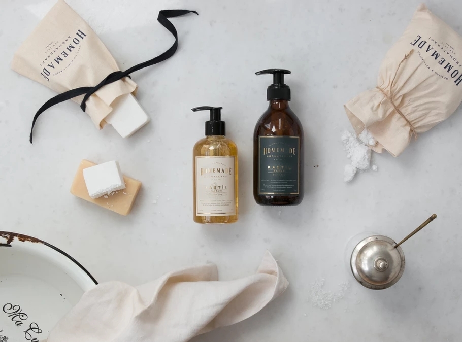 廣東化妝品包裝瓶廠家談產(chǎn)品包裝設(shè)計(jì)的發(fā)展趨勢(shì) 廣東化妝品包裝瓶廠家談產(chǎn)品包裝設(shè)計(jì)的發(fā)展趨勢(shì)