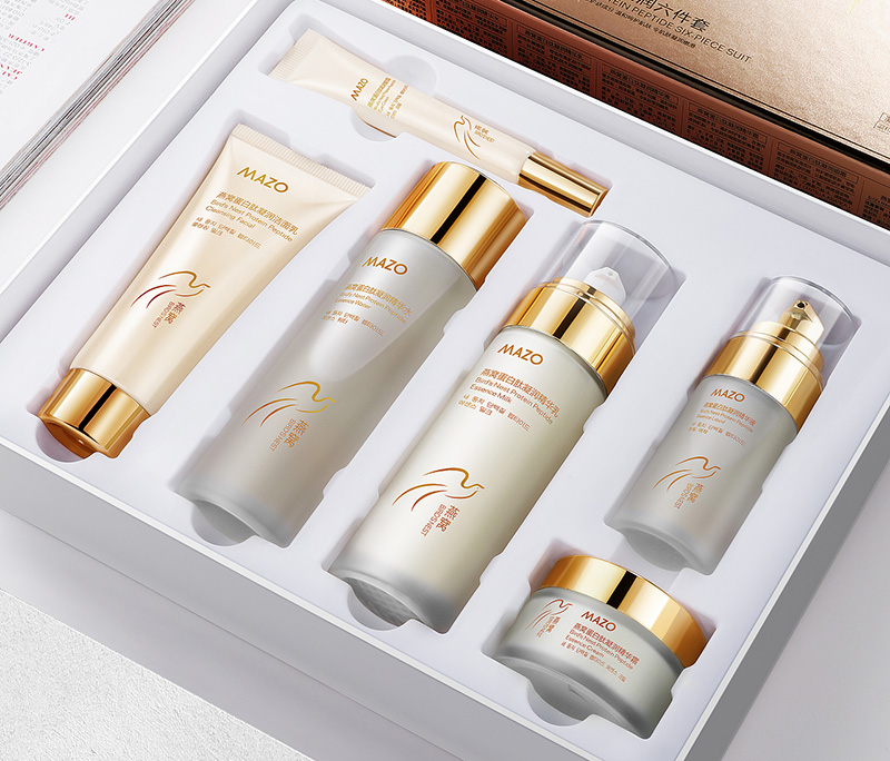 “食品級(jí)”化妝品是對(duì)消費(fèi)者的誤導(dǎo) “食品級(jí)”化妝品是對(duì)消費(fèi)者的誤導(dǎo)